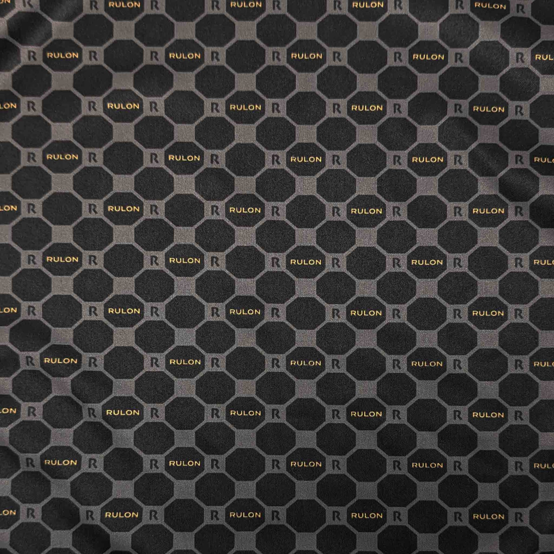 https://keyleaves.com/cdn/shop/products/Closeup-of-RULON-octogrid-pattern-cleaning-cloth-for-musical-instruments..jpg?v=1669178075&width=1946
